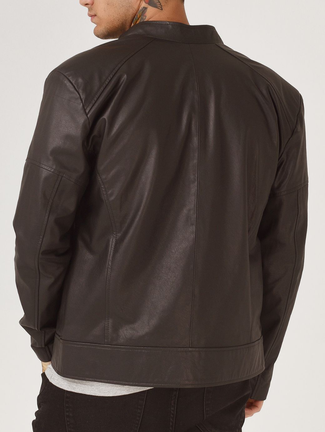 CESAR BASIC BLACK