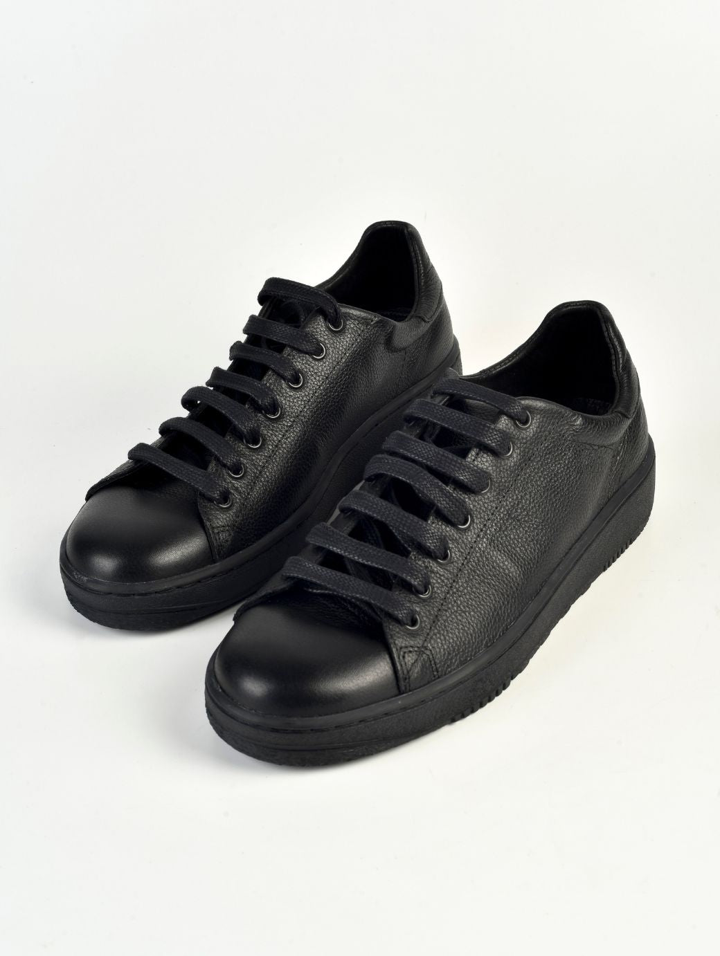 CALZADO ROSKO BLACK