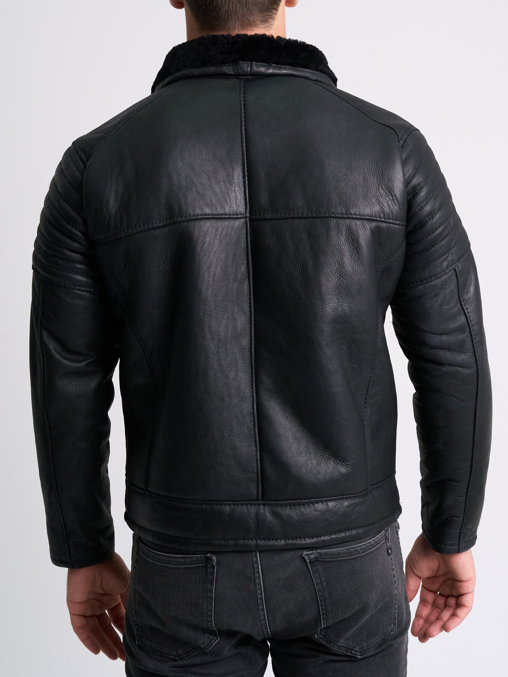 MAGNO OVEJA BLACK
