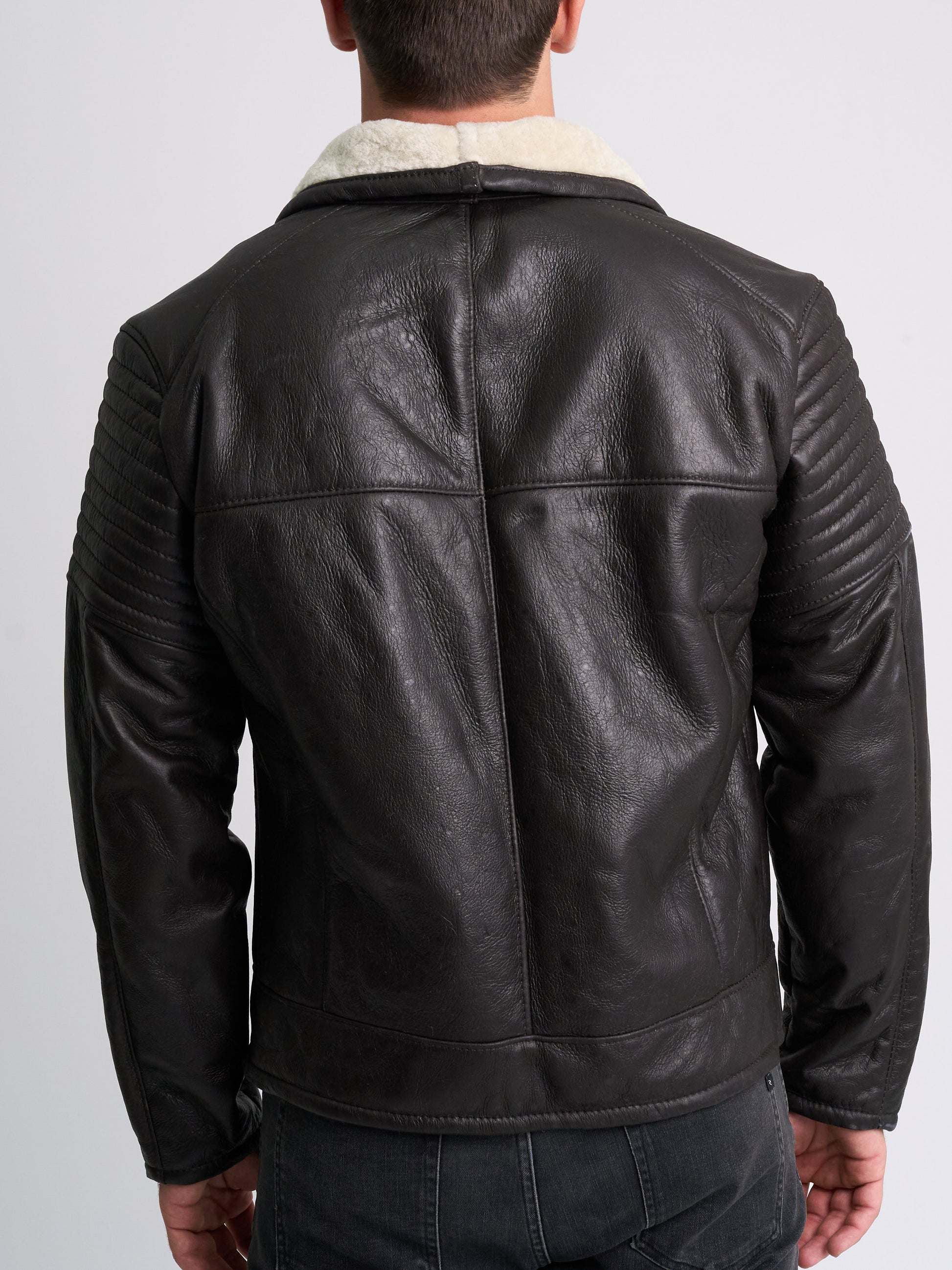 MAGNO OVEJA BROWNWHITE