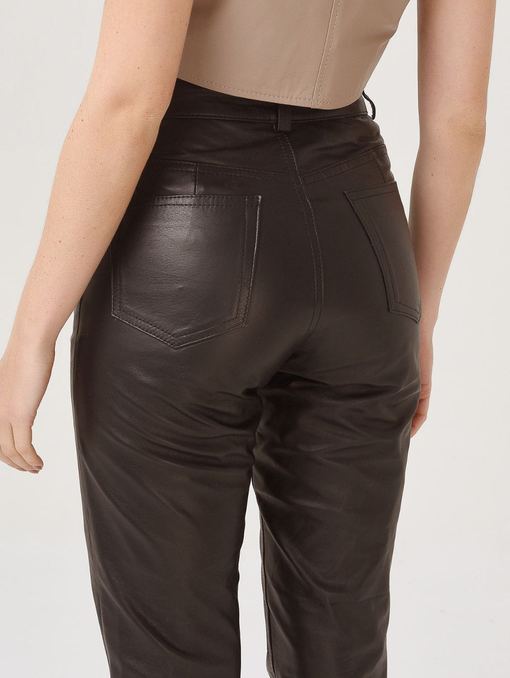 PANTALON MOM GINA BLACK