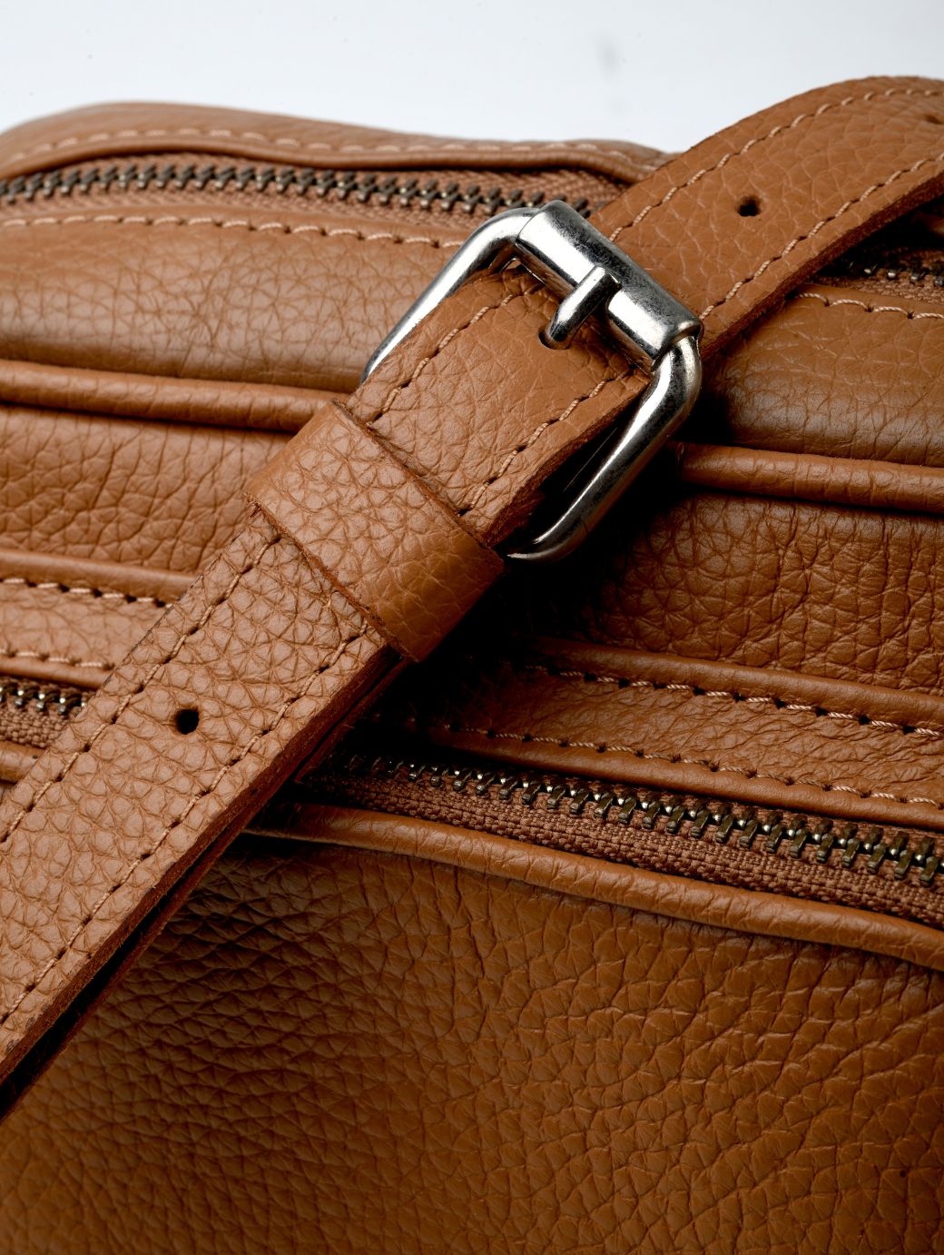 CARTERA MALVA SUELA