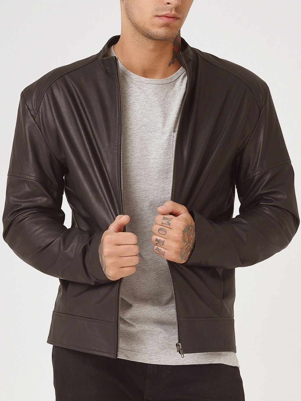 CESAR BASIC BLACK