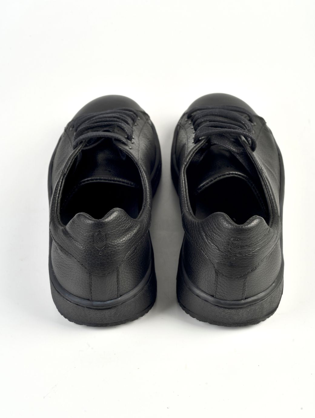 CALZADO ROSKO BLACK