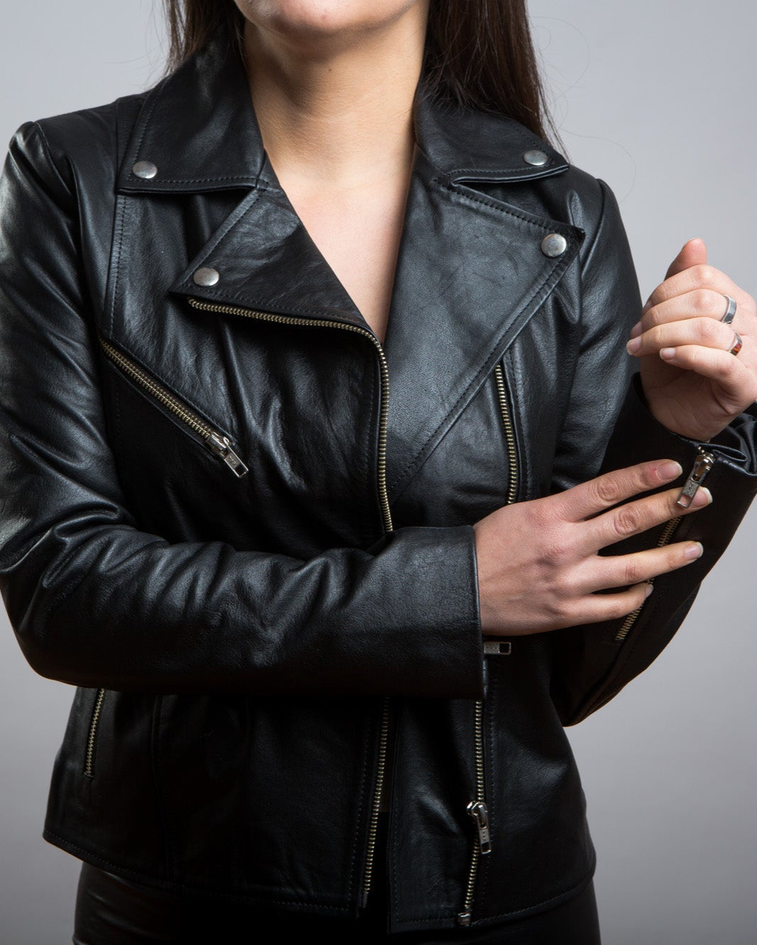 ROCK WOMAN BLACK