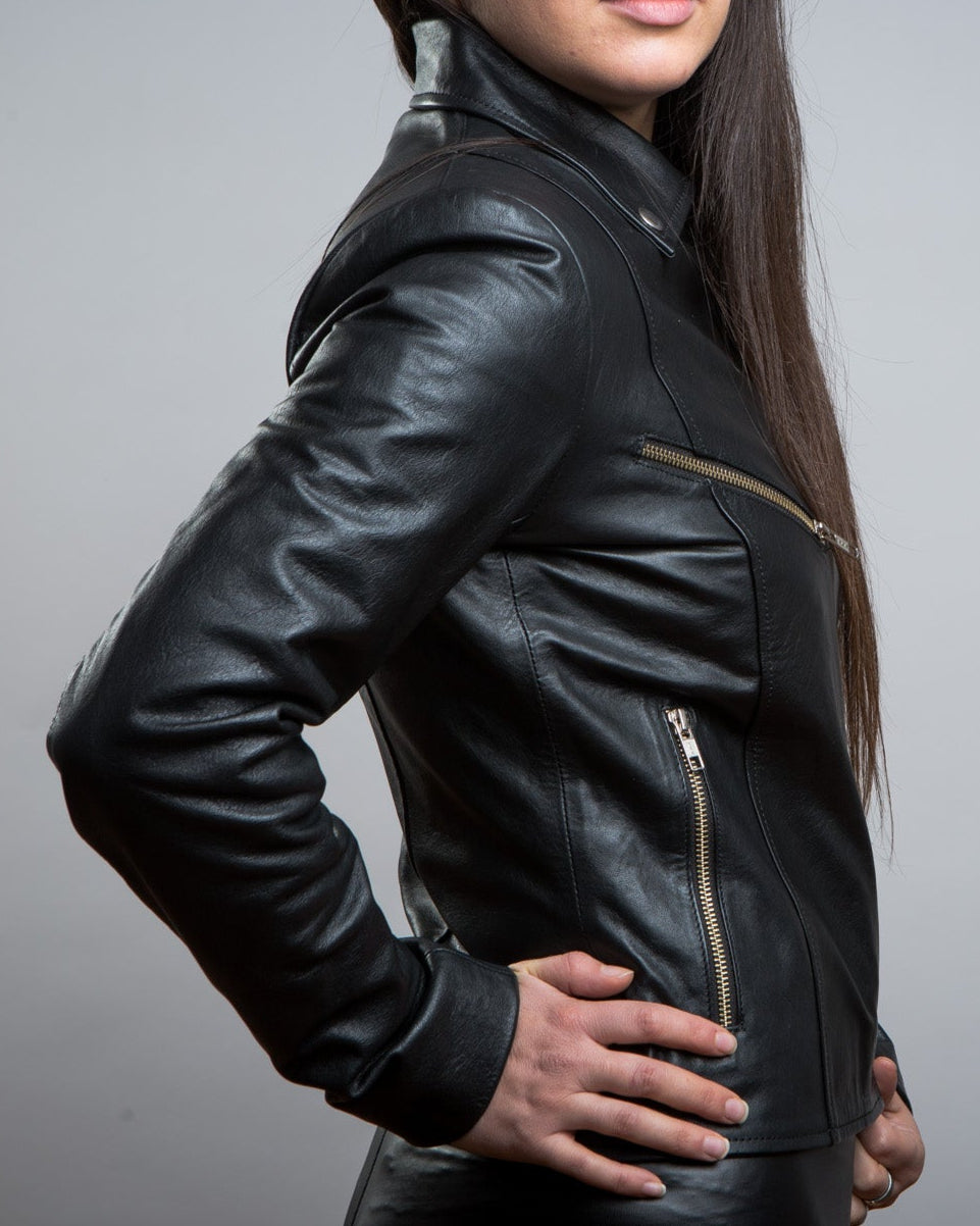 ROCK WOMAN BLACK